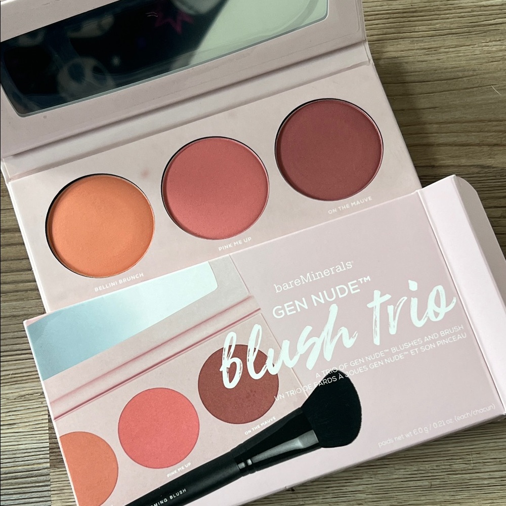 ⚡️🎃Bareminerals Gen Nude Blush Trio & Brush
